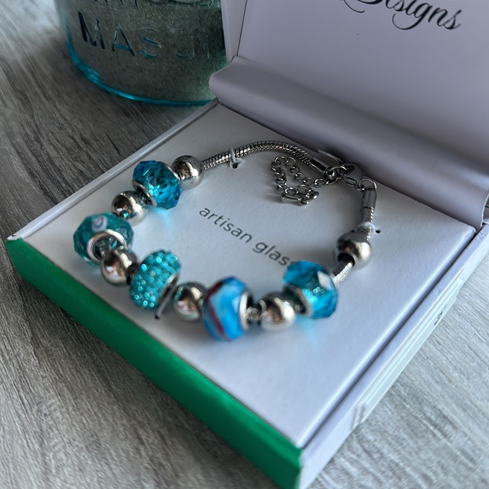 Bracelet - Picture 2 of 3